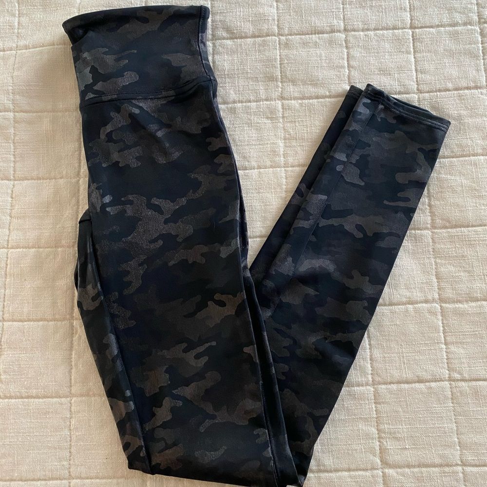 Spanx Faux Leather Camo Leggings - Size S